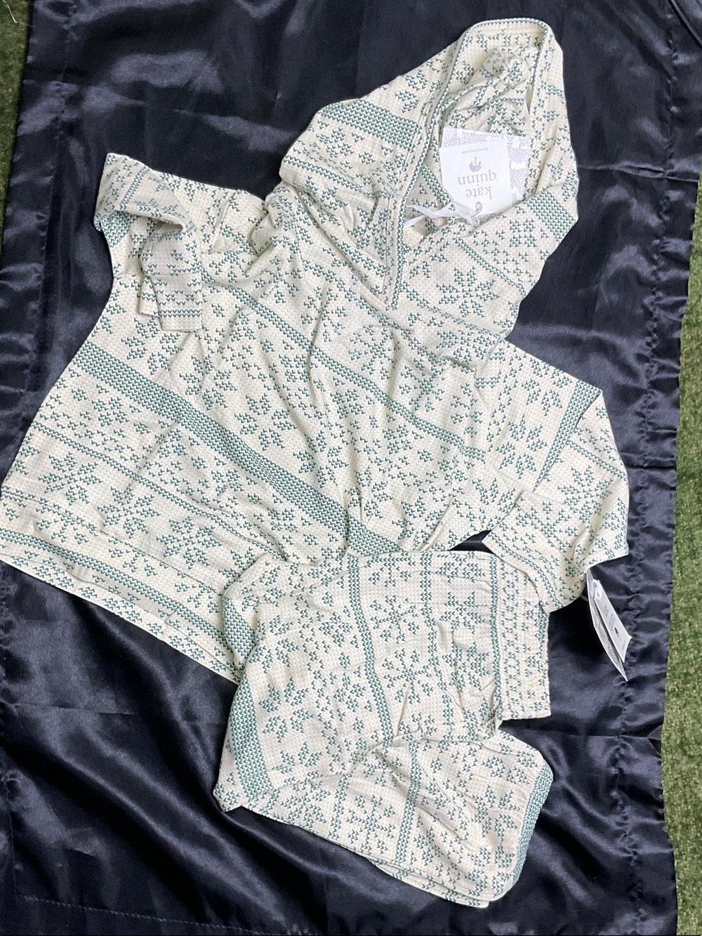 kate quinn Hooded Jogger Set - Green Nordic Snowflake